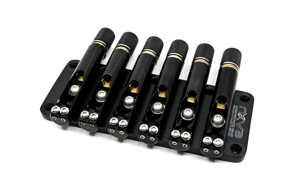 Nova Guitar Parts – Kobylka pre 6-strunovú Bezhlavovú Basgitaru, N Čierna