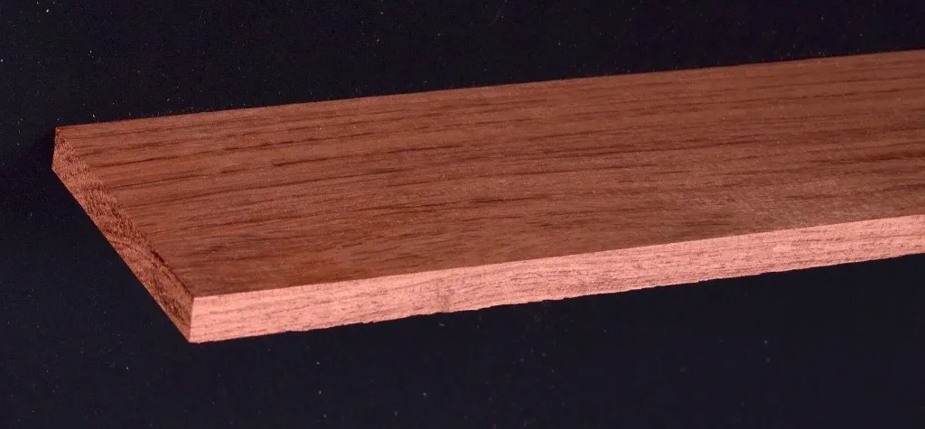 Bubinga Hmatníková Doska Na 4-strunovú Basgitaru Špecial Trieda