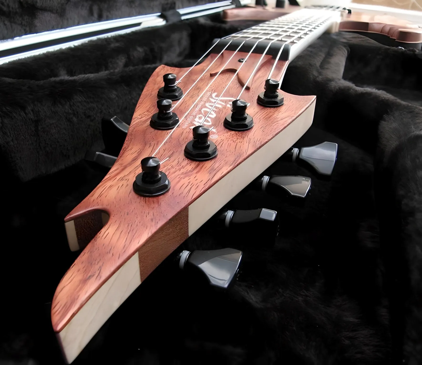 Sivcakguitars BW6GS 048312 Prémiová 6-strunová Gitara Sivcakguitars BW6GS 048312 Prémiová 6-strunová Gitara