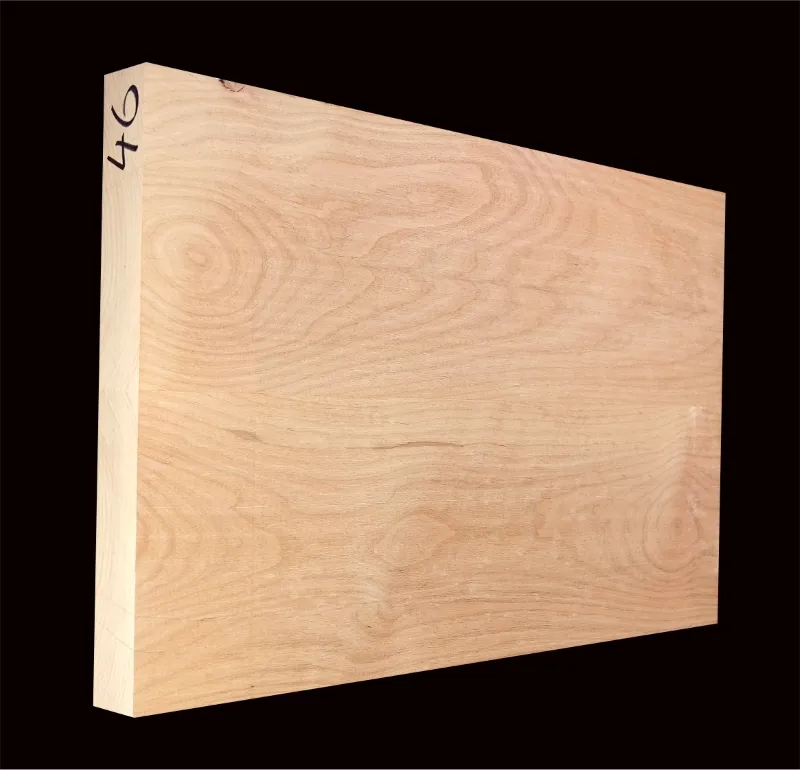Americká Jelša ARA 046 Kaliber 555 x 375 x 46 mm Americká Jelša ARA 046 Kaliber 555 x 375 x 46 mm