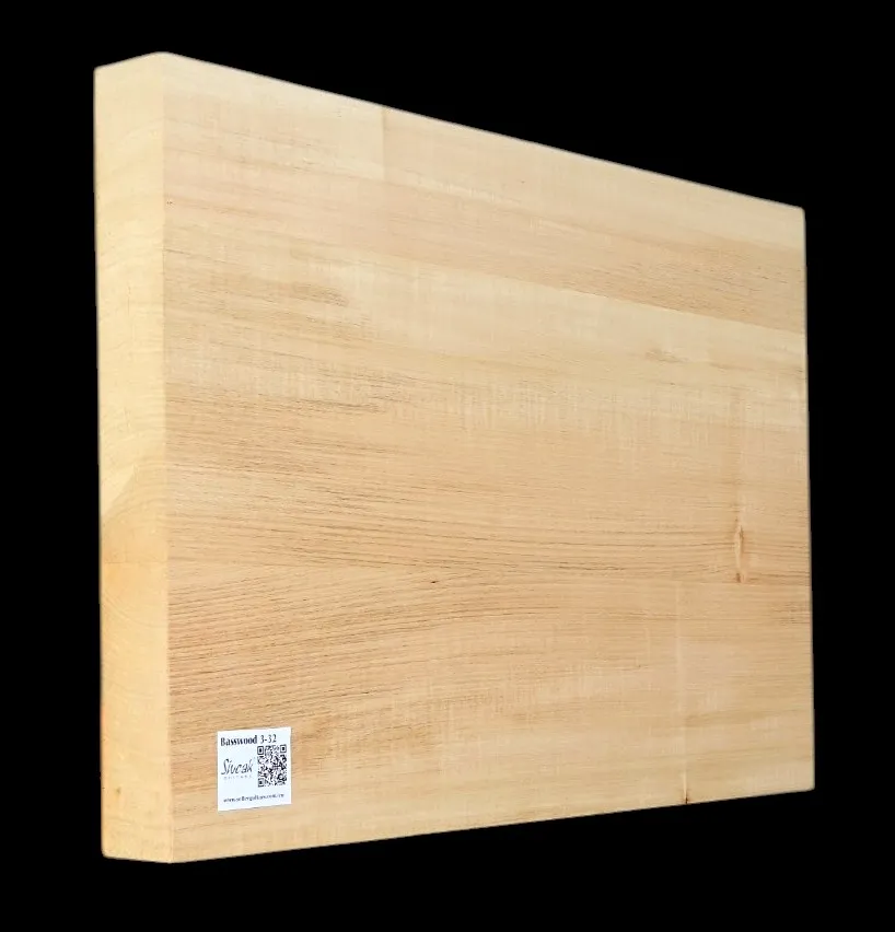Lipa Svetlá Drevo na Gitarové telo LP 32 - 560 x 370 x 46 mm Lipa Svetlá Drevo na Gitarové telo LP 32 - 560 x 370 x 46 mm