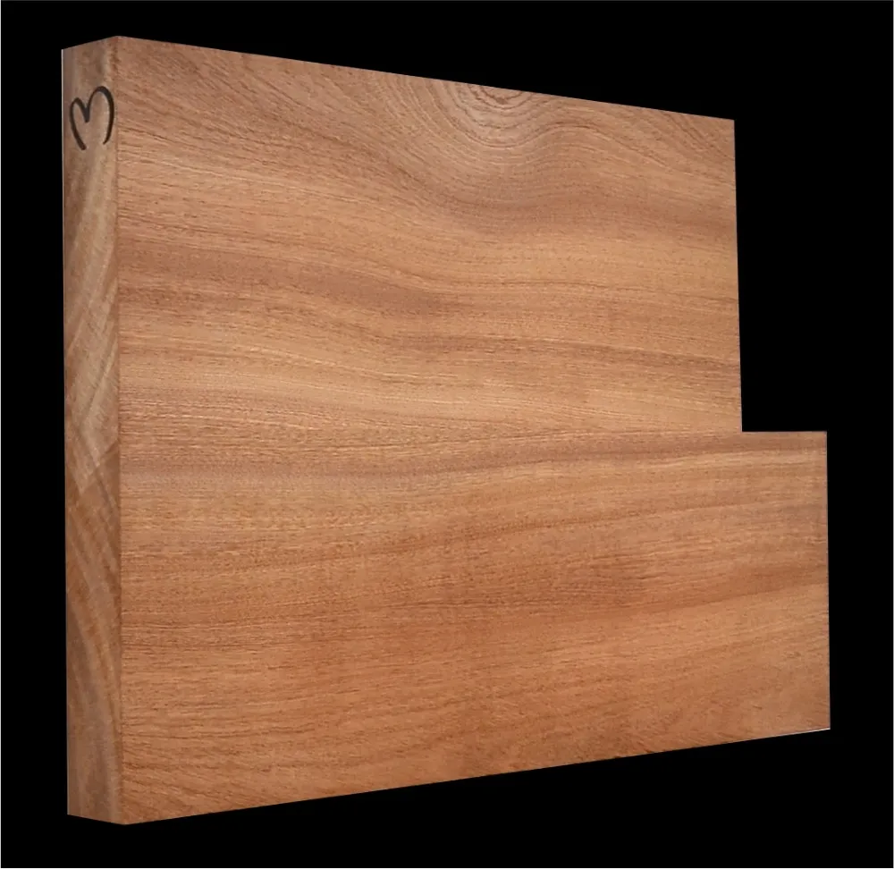 Mahagón Drevo na Gitaru- Basgitaru 550/465 x 380 x 46 mm