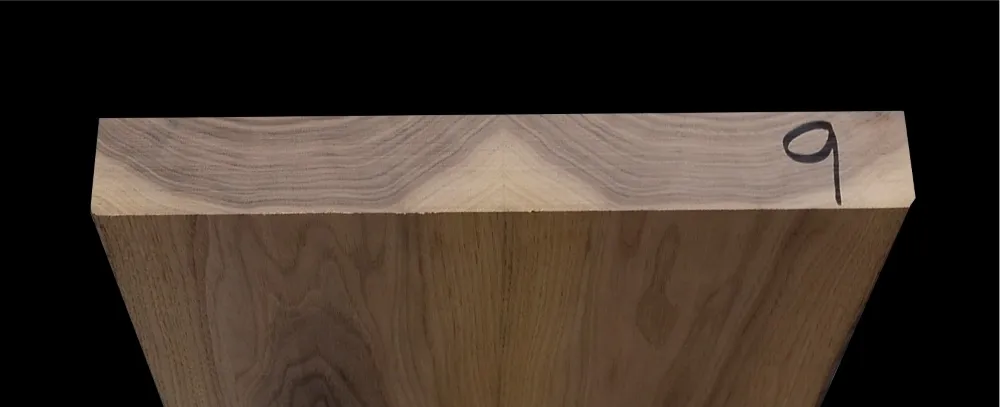 Orech Čierny USA Drevo na Gitaru- Basgitaru BWT 9CL - 500/450 x 340 x 46 mm