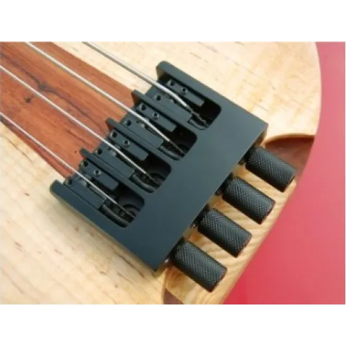 Hipshot – Kobylka pre 4-strunovú Bezhlavovú Basgitaru, Čierna (5H400B-750)
