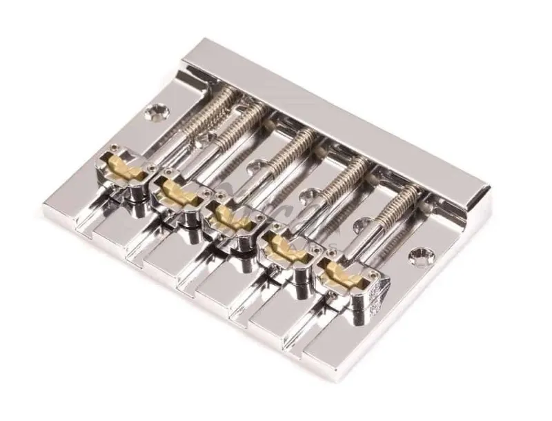 Hipshot – Kobylka KickAss pre 5-strunovú Basgitaru, Chróm (5K501C)