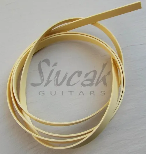 Hosco lemovací pásik 1630 x 8 x 2,0 mm (Krémový)