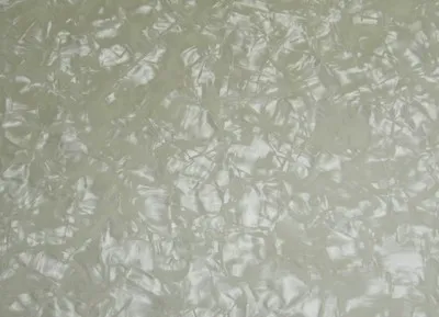 Hosco plastová doska na pickguard, Vintage Pearl 4-vrstvy 300 x 450 x 2,7 mm