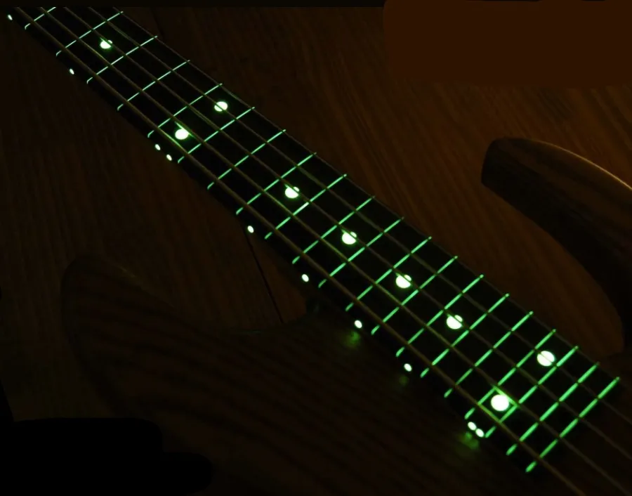 Luminlay zelený pásik pre bezpražcové nástroje 0,6 x 5 x 82 mm Luminlay zelený pásik pre bezpražcové nástroje 0,6 x 5 x 82 mm