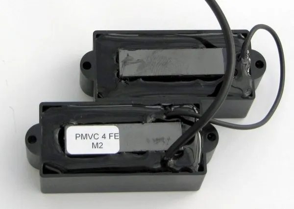 Delano PMVC 4FE/M2 Split Coil Snímače pre 4 strunovú Basgitaru Čierna 