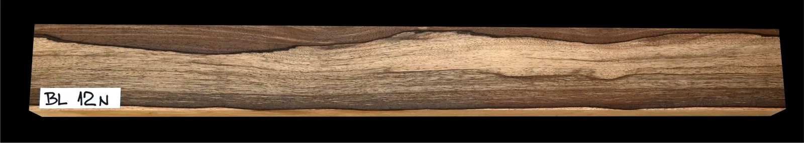 Čierna Limba (Korina) – Drevo na gitarový krk BL12 | 1025 x 120 x 47 mm