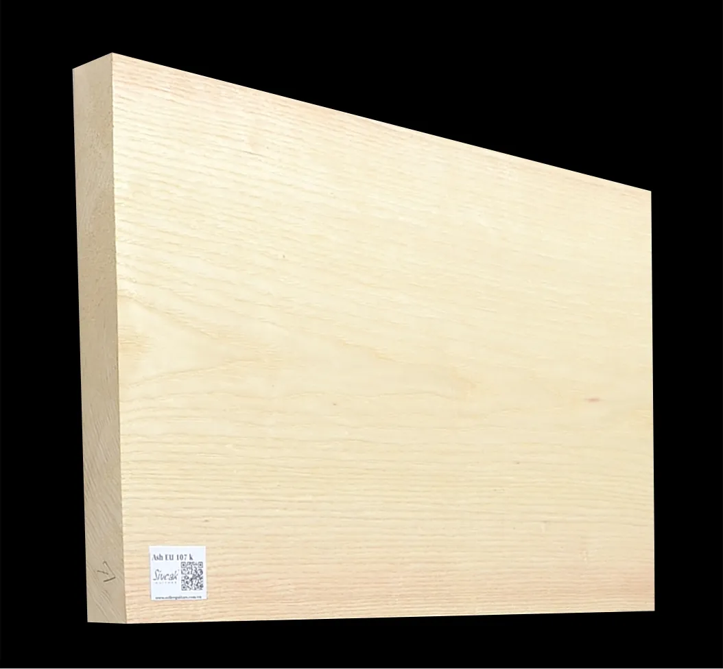 Jaseň Európsky Gitarové drevo 585 x 380/370 x 44 mm