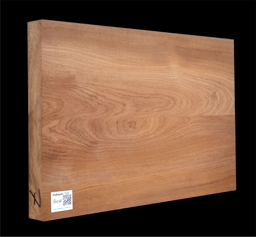 Mahagón Drevo na Gitaru- Basgitaru 590 x 380 x 45 mm